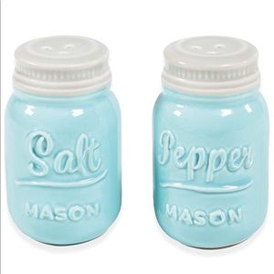 Rustic farmhouse mason jar salt and pepper shakers